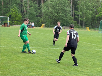 Bild: Birk Ganze, Torschütze zum zwischenzeitlichen 2:0, am Ball